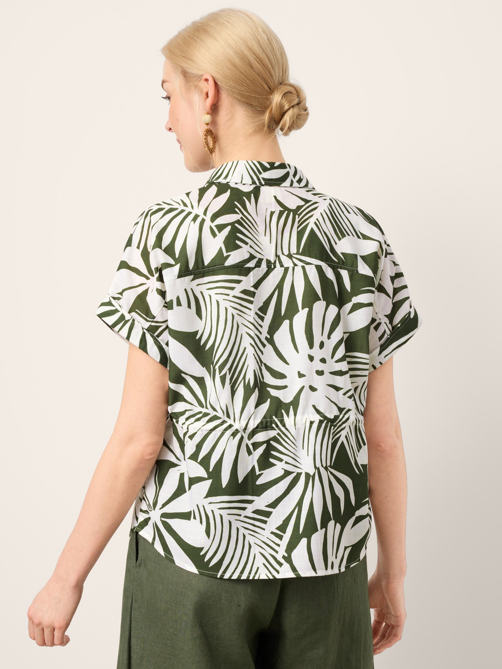 Linen Palm Print Drawstring Waist Cuffed Sleeve Shirt HILDEGARD